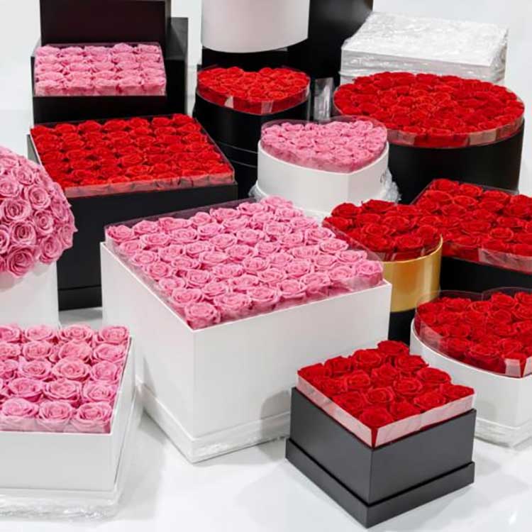 Сочувана кофа за прегратки со цвеќиња